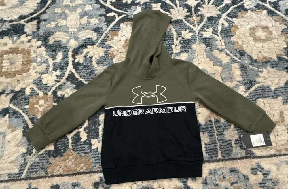 Under Armour 2-Piece Set Hoodie Size 4 Green Black